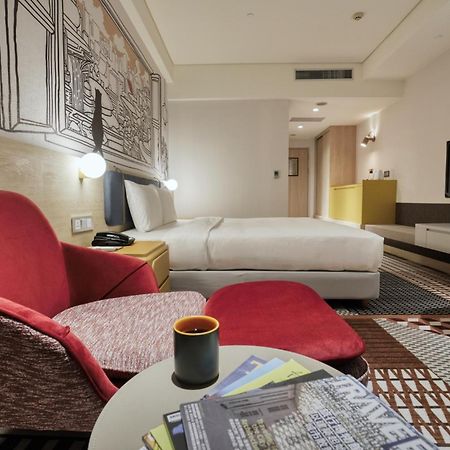 Two Tails Hotel Luzhou Taipei Exterior photo