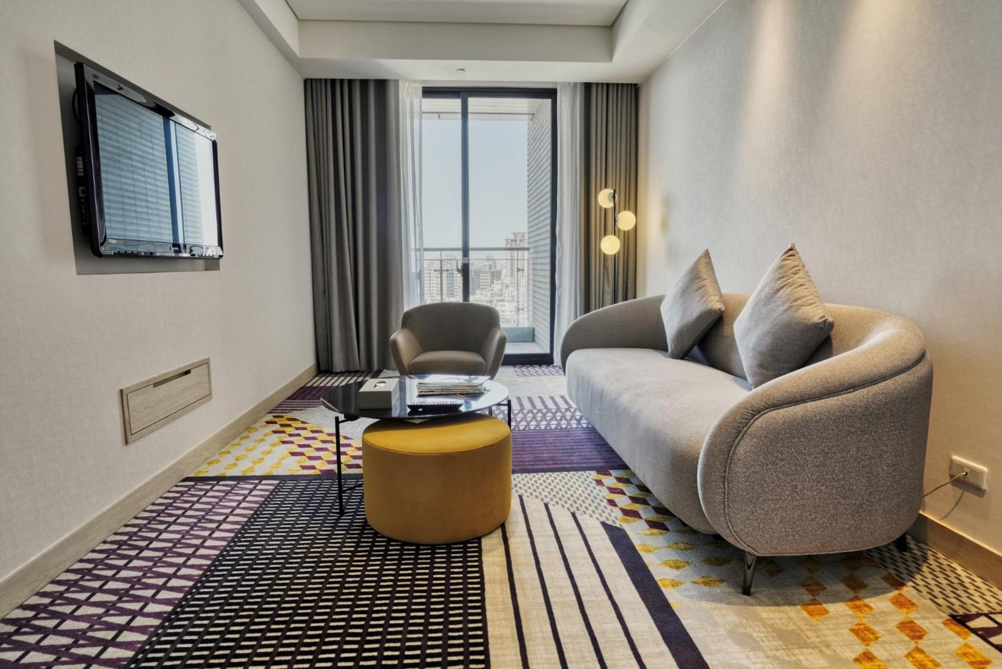 Two Tails Hotel Luzhou Taipei Exterior photo