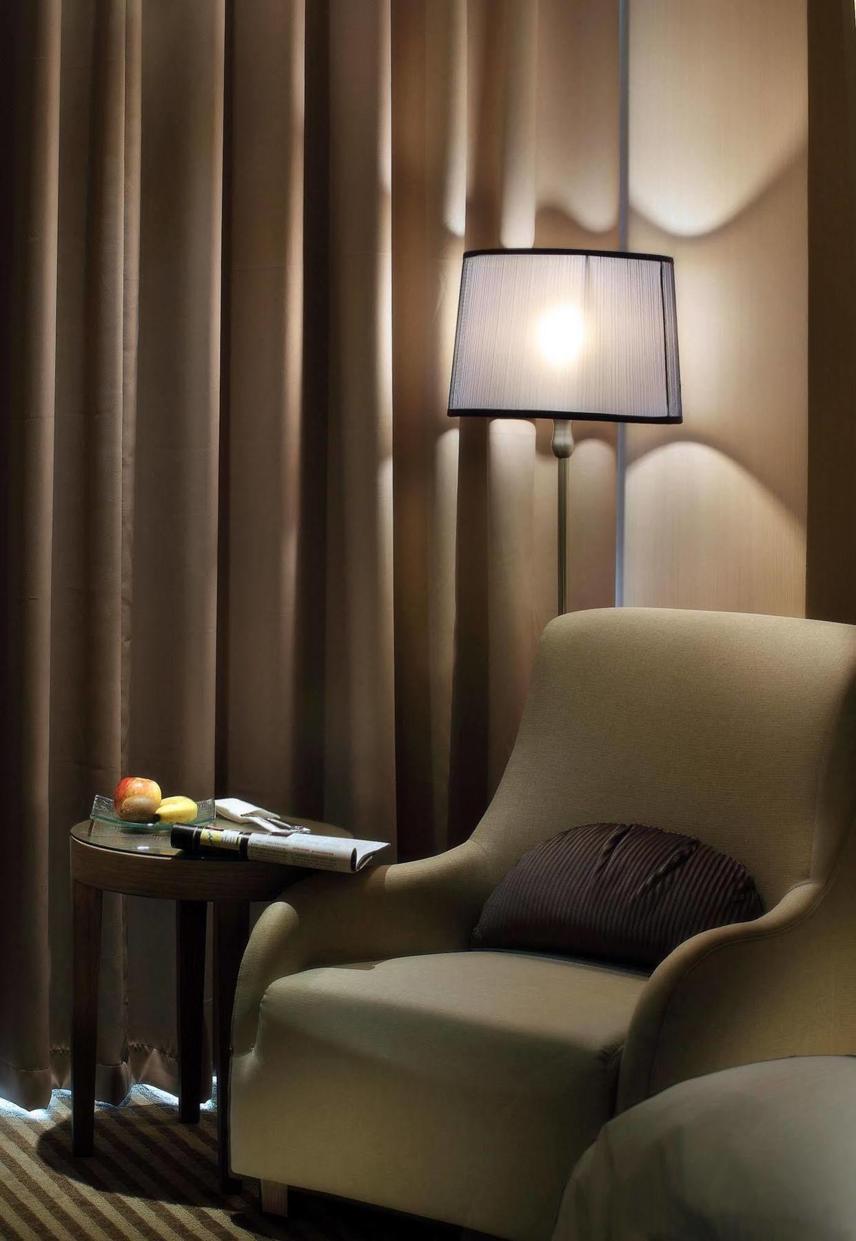 Two Tails Hotel Luzhou Taipei Exterior photo